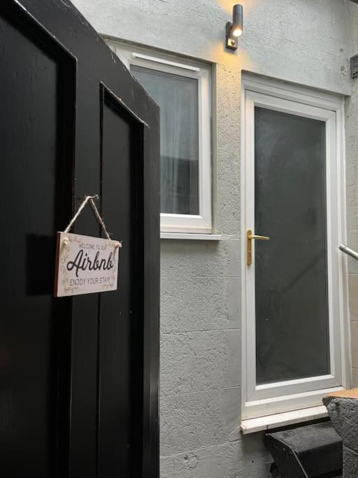 Peaceful Apartment In The Heart Of 프롬 외부 사진