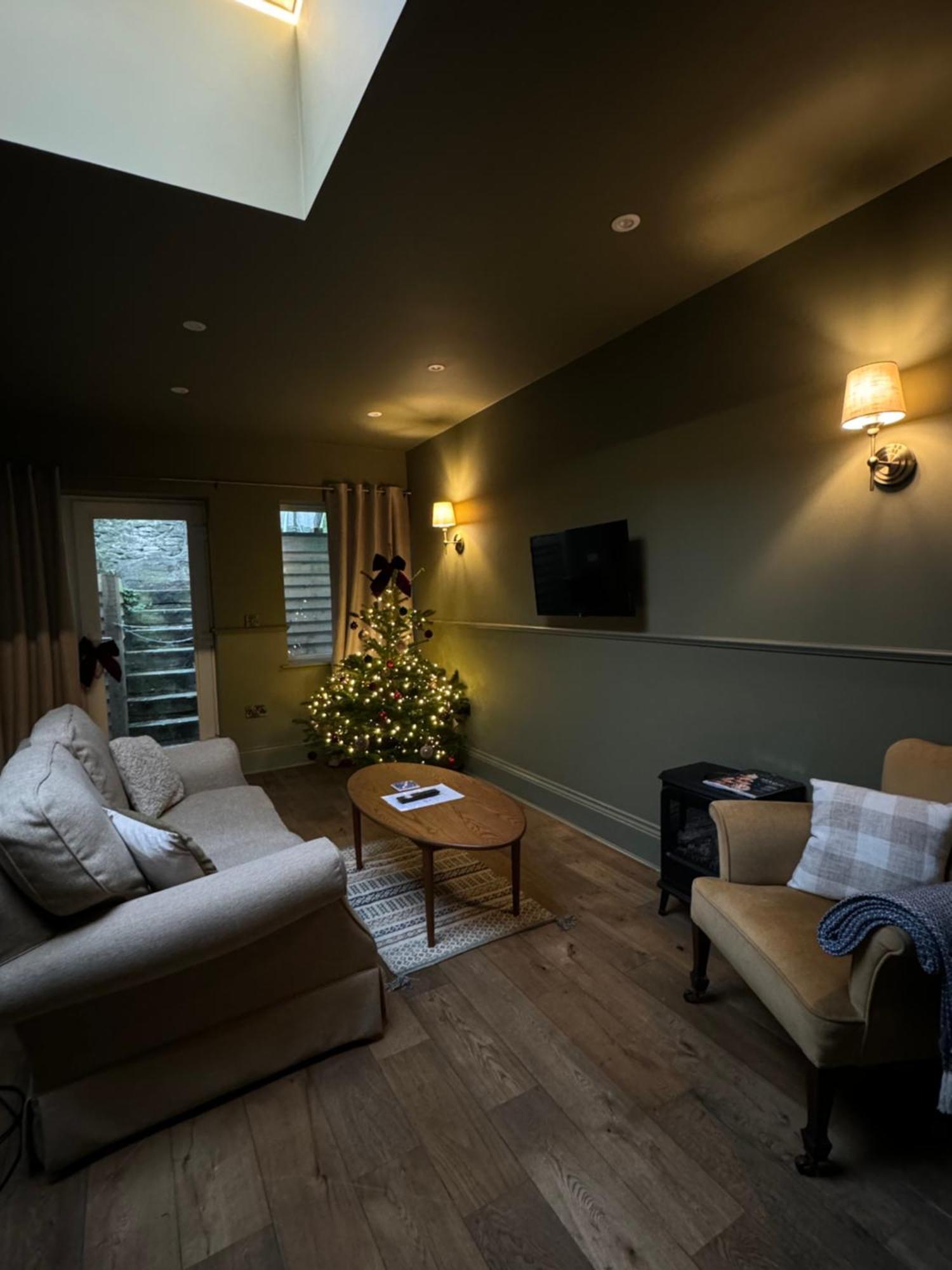 Peaceful Apartment In The Heart Of 프롬 외부 사진